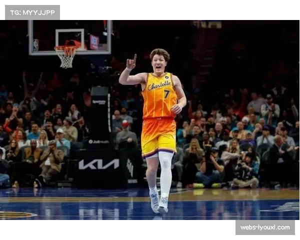 克尼普尔命中268记三分领跑联盟 打破黄蜂队史单赛季纪录